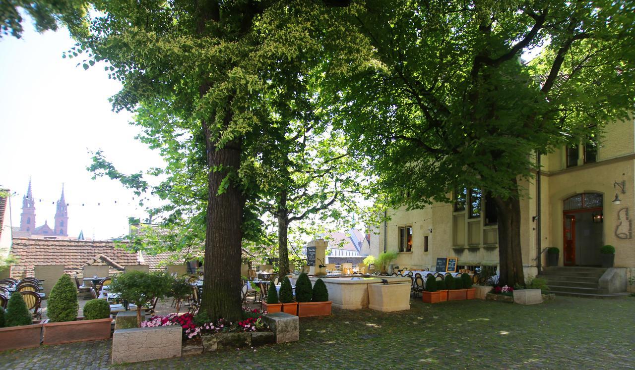 Hotel Brasserie Au Violon Basel Exterior photo